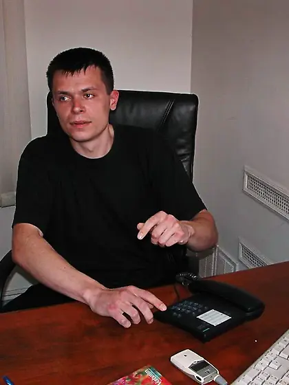 Little Emilia likes playing