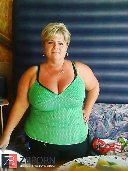 Thick breasted femmes