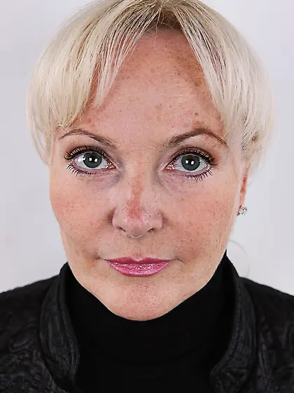 Matured experienced blonde hairy