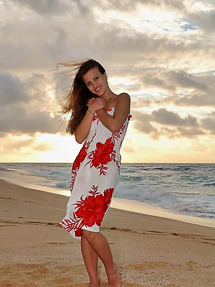 Big tits Andie Valentino kissing