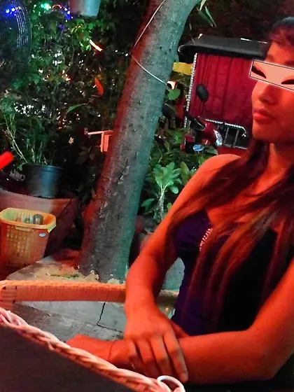 Filipina named Shen is going to fuck her man on all fours