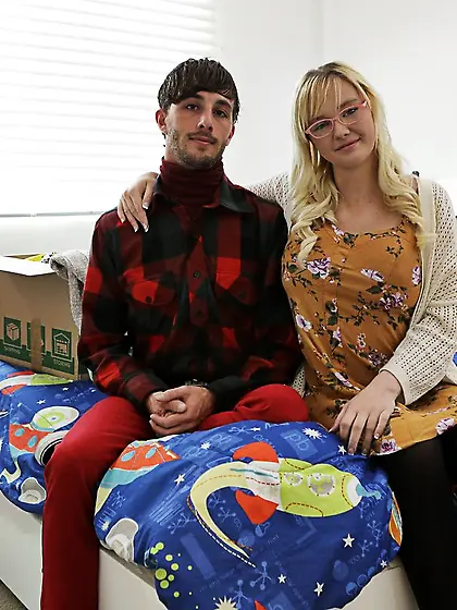 Long hair pussy cumshot