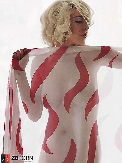 Lindsay Lohan...  Fresh York Magazine