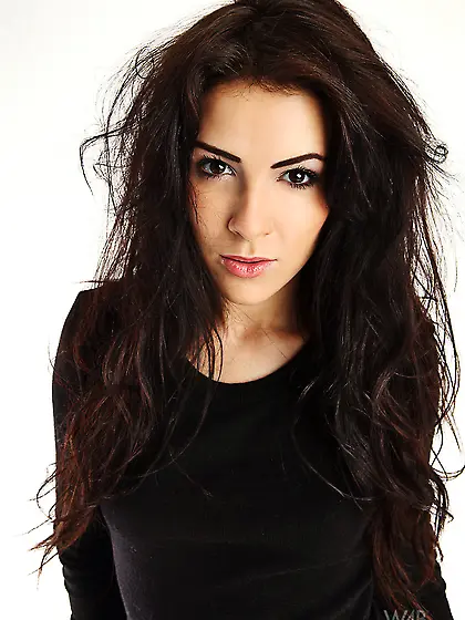 Watch 4 Beauty is proud to present Gracy Taylor.