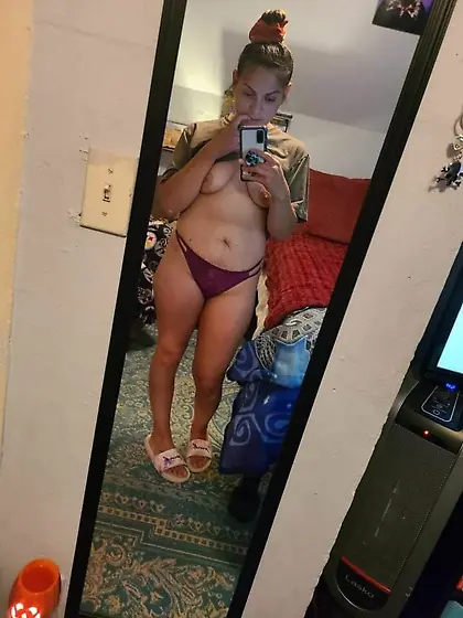 Hottt Latina Wife Exposed pt 2