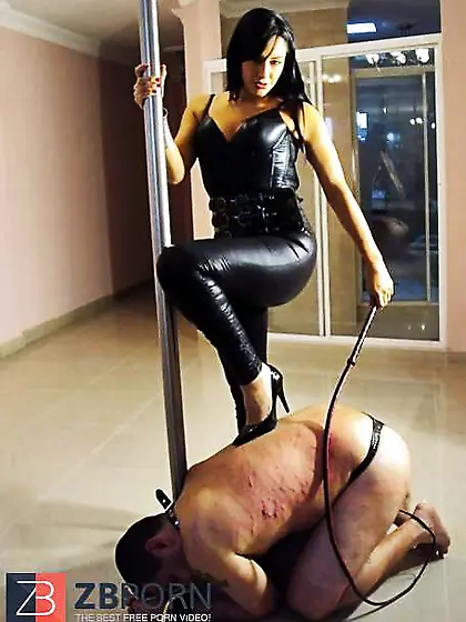 Property of Dominatrix -trio