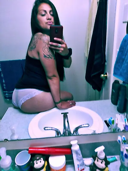 Hottt Latina Wife Exposed