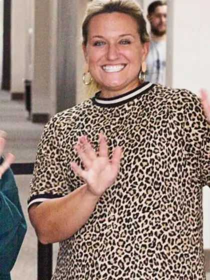 Betty gets naked and masturbates for GGW