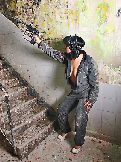 Sporty brunette steamy sex