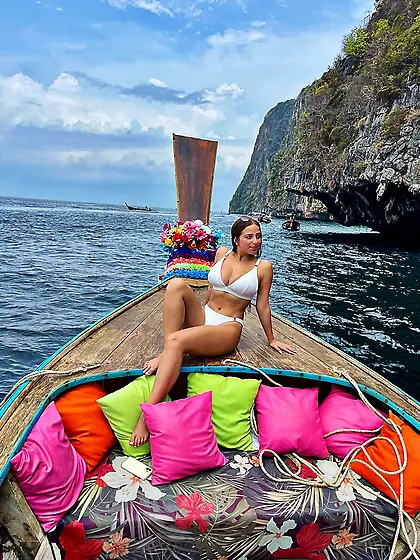 Tal Goldman Busty Cutie