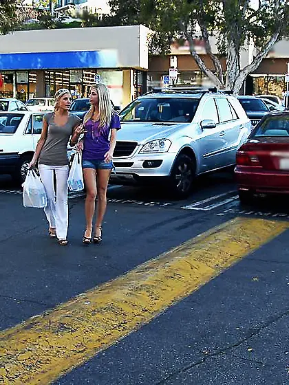 Sweet Natalia Rossi,  Nikki and Sammie Rhodes behave like wild ha