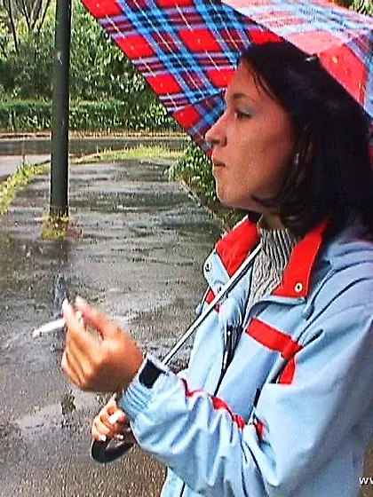 Afrodite Night spreads her sexy legs on the bed and deeply finge