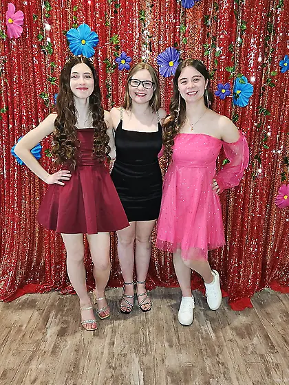 Girls looking for sex and tributes