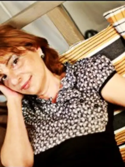 Redhead jane perform cameltoe