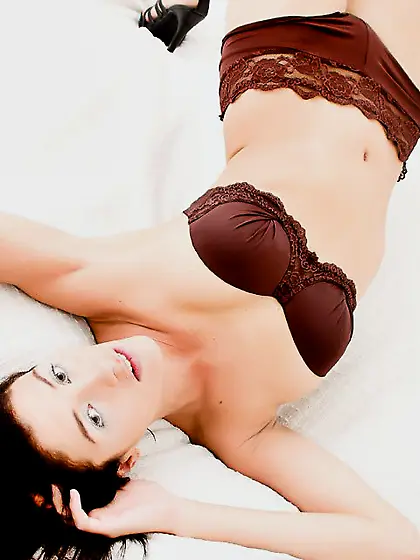 Get the chance to see the delicious naked body of the lewd brune