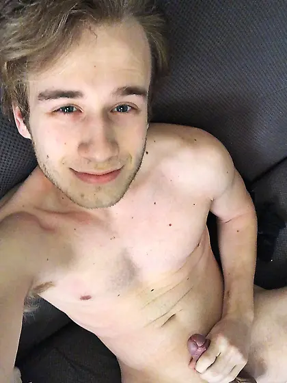 Sissy exposed! His snap is vdawgydawg24