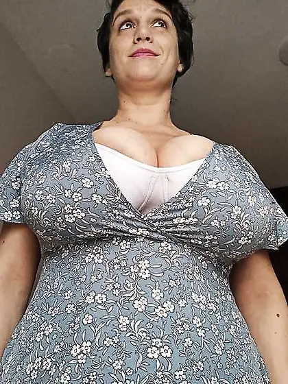 Busty Aunt Always Puts Them Close To Nephews Face