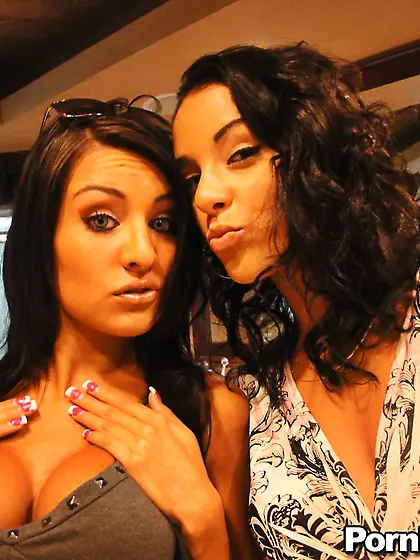 Fucked up GFs in a crazy FFM threesome