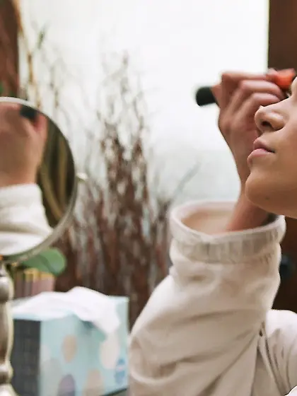 Fascinating young babe Athena Faris gets nicely fucked