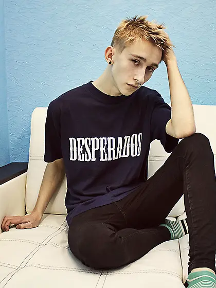 White young man hakanferra