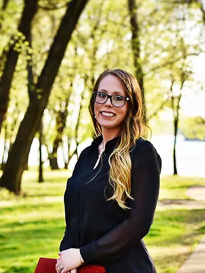 Audrey lies about name & orgin,  then masturbates