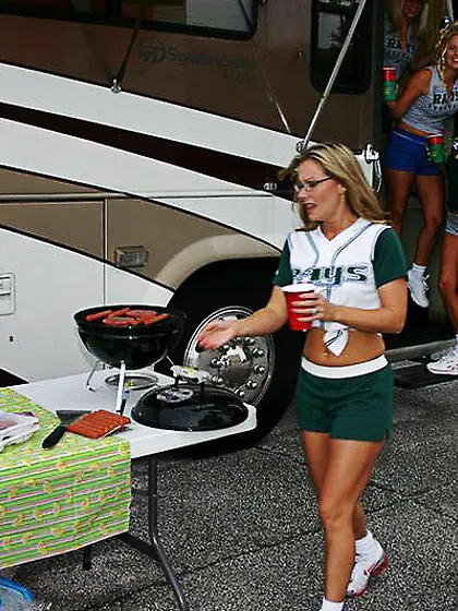 Kristen Cameron and Brianna Ray strip on the sofa and have fanta