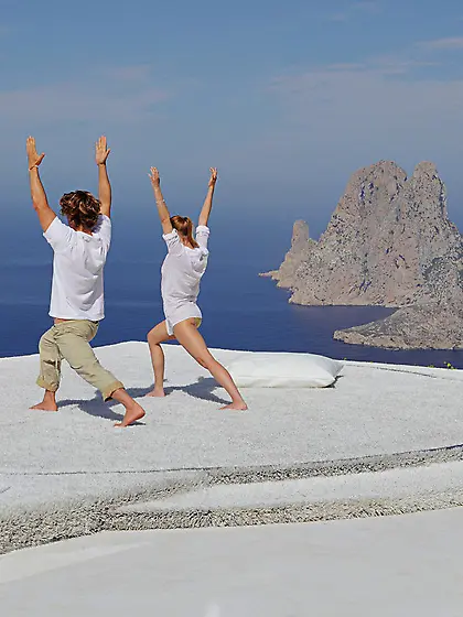 Flexible erotic hottie seduced