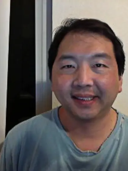 Brunette Gkuanvipp Close Up.