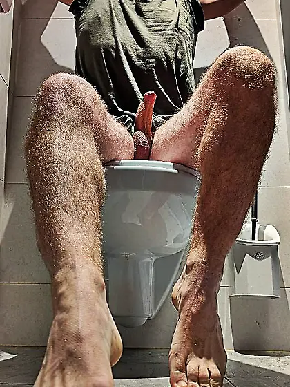 Andy Gymnast toilet rest stop lust 62