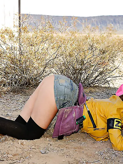 Desert canadian anal