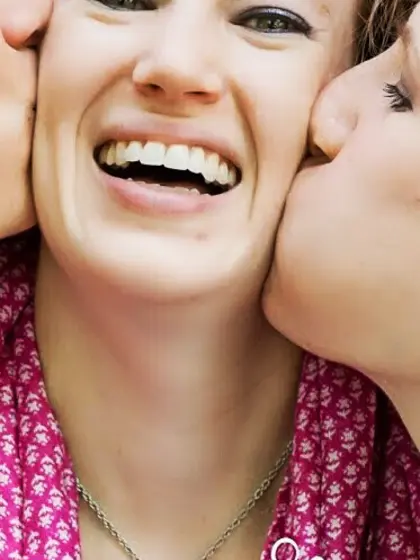 Mandi is convinced to flash her tits in the car