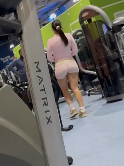 Teen gym chav FAT ASS