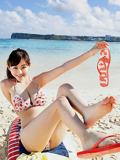 Anri Sugihara is here to make your day.