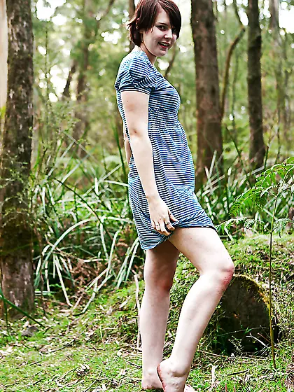 Short hair tubby girl is going to masturbate while outside