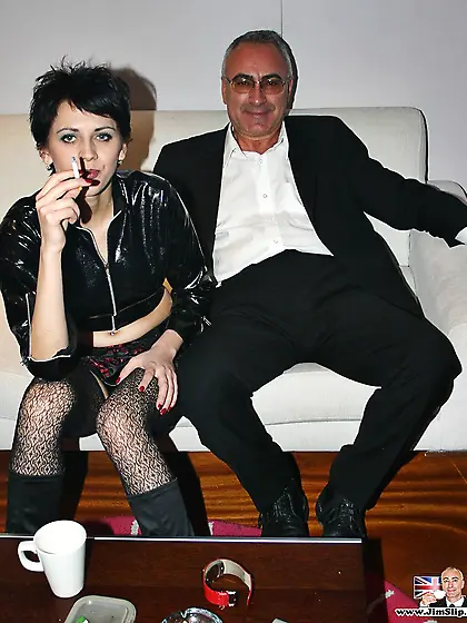 Cheap slut enjoys Jim his stiffy inside her