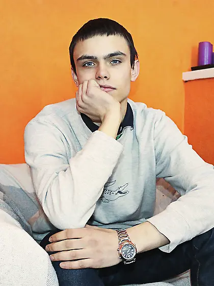 White young man rafaelrayes