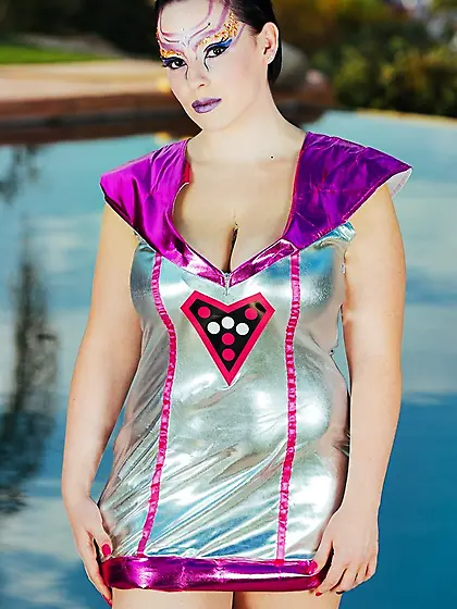 Thick brunette big ass