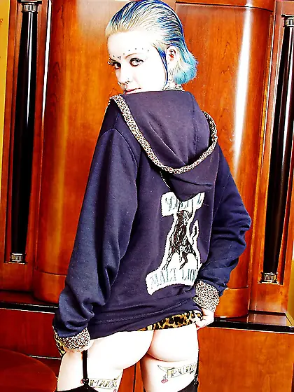 Teen with tatoo and piercing fetish - N.  C.