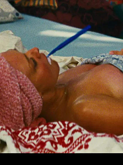 Brunette looker poses pictures