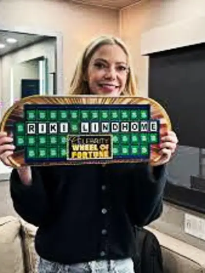 Riki Lindhome - Wheel of Fortune,  January 2016