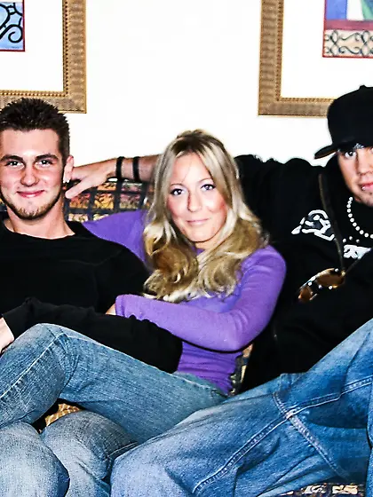 Amateur individuals have a hot MMF threeway in the shower