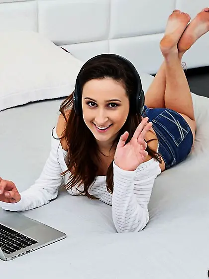 Smiling reveals enormous boobs