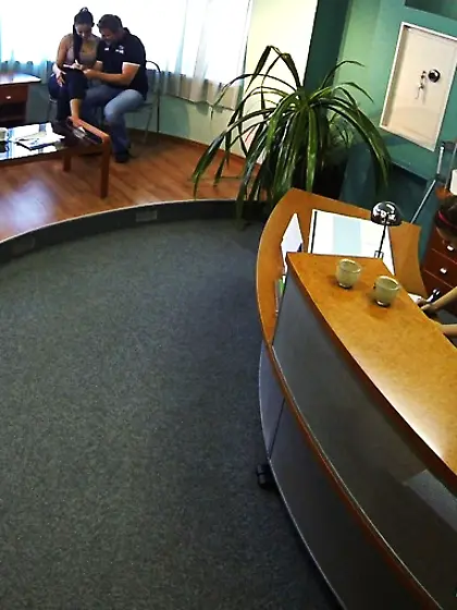 Brunette chick head doctor