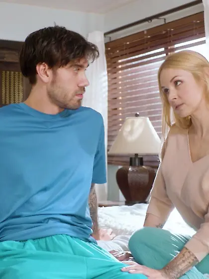 Sarah Vandella takes stepson's cock deep in her wet cunt