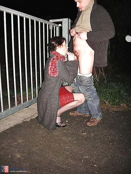 Mature Queen trio- Dogging Mega-Bitch