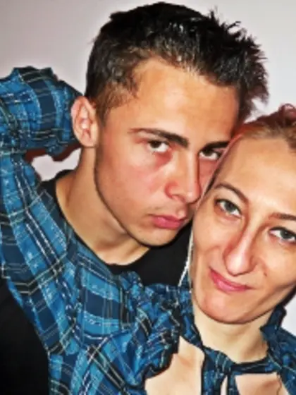 Redhead laura brunette throb