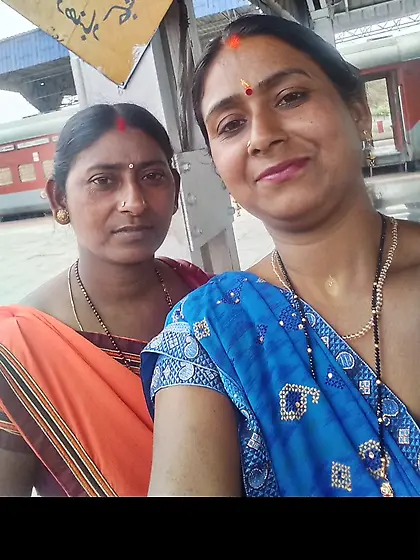 Juli devi or rekha 2 bazaro aurat