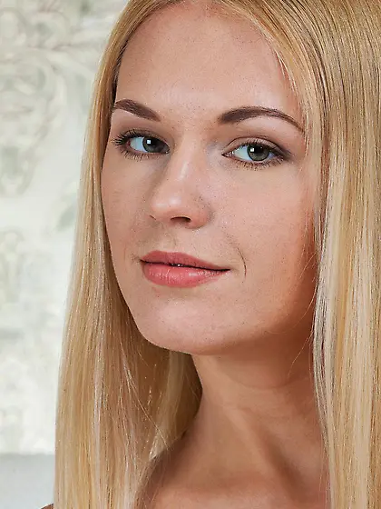 Shaved blonde hottie Kimberly B shows her smoldering,  young body