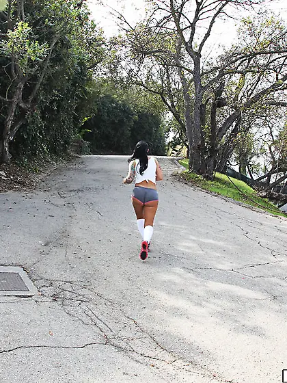 Mason Moore takes her clothes off in front of the camera and giv