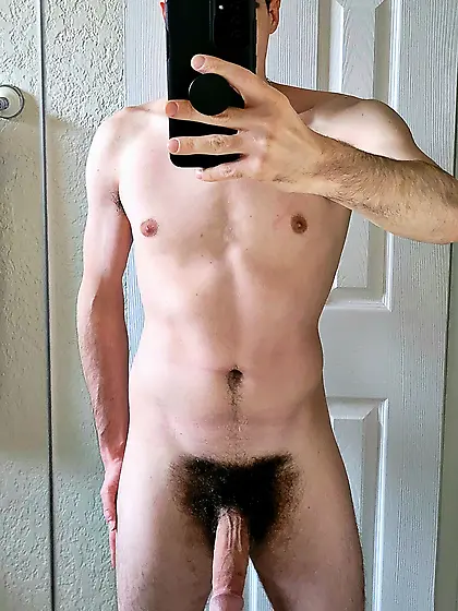 When you find lil bros nudes in your girls phone